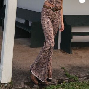 Shyanne High Rise Super Flare 31x34